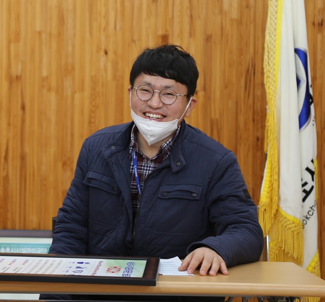 선배들이 전하는 회사 이야기 - 혁신감사팀 송길원 사진